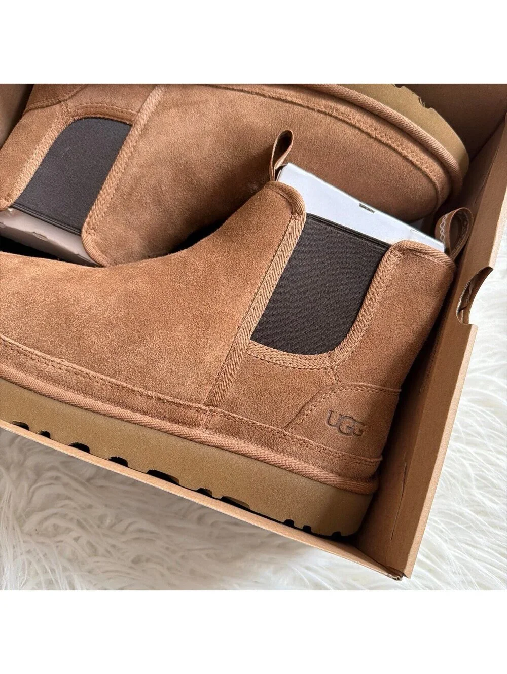 UGG Neumel Chelsea Boots size 12